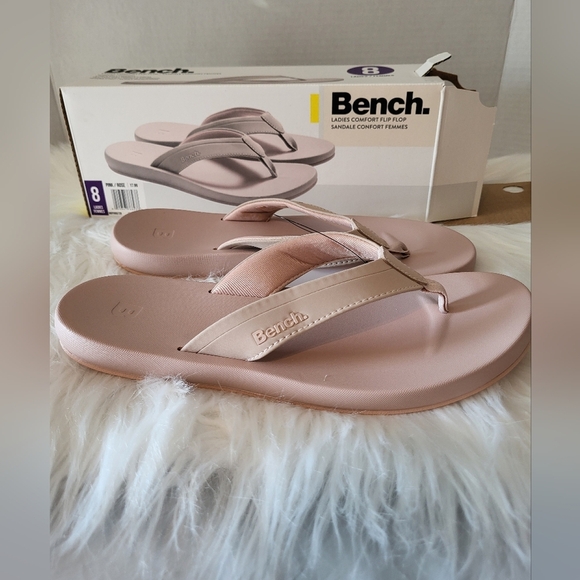 Bench Shoes - NEW Bench Flip Flop , Size 8